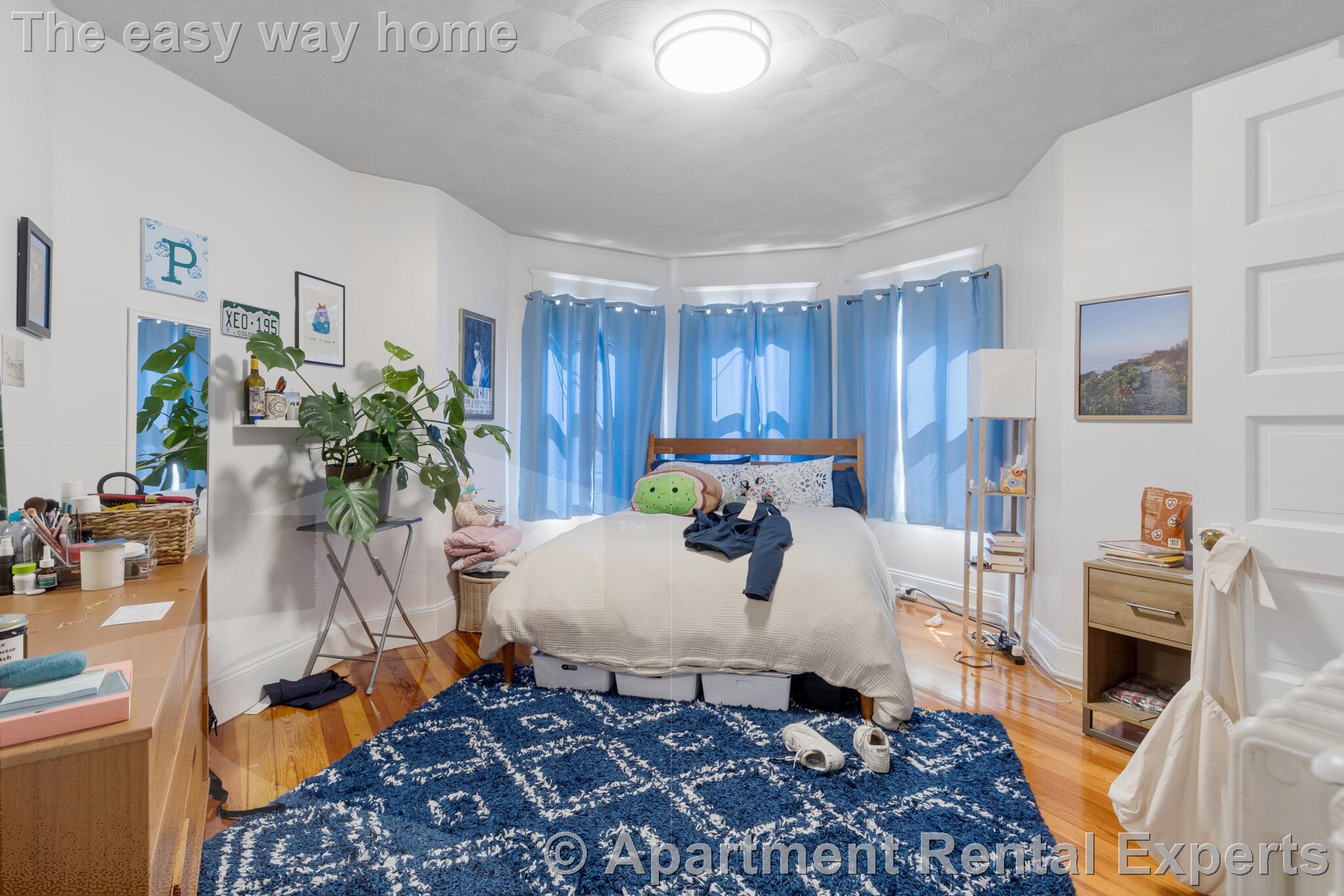 3 bed, 1 bath apartment for rent at 95 Beacon St Unit 3, Inman Square — photo 8 of 12