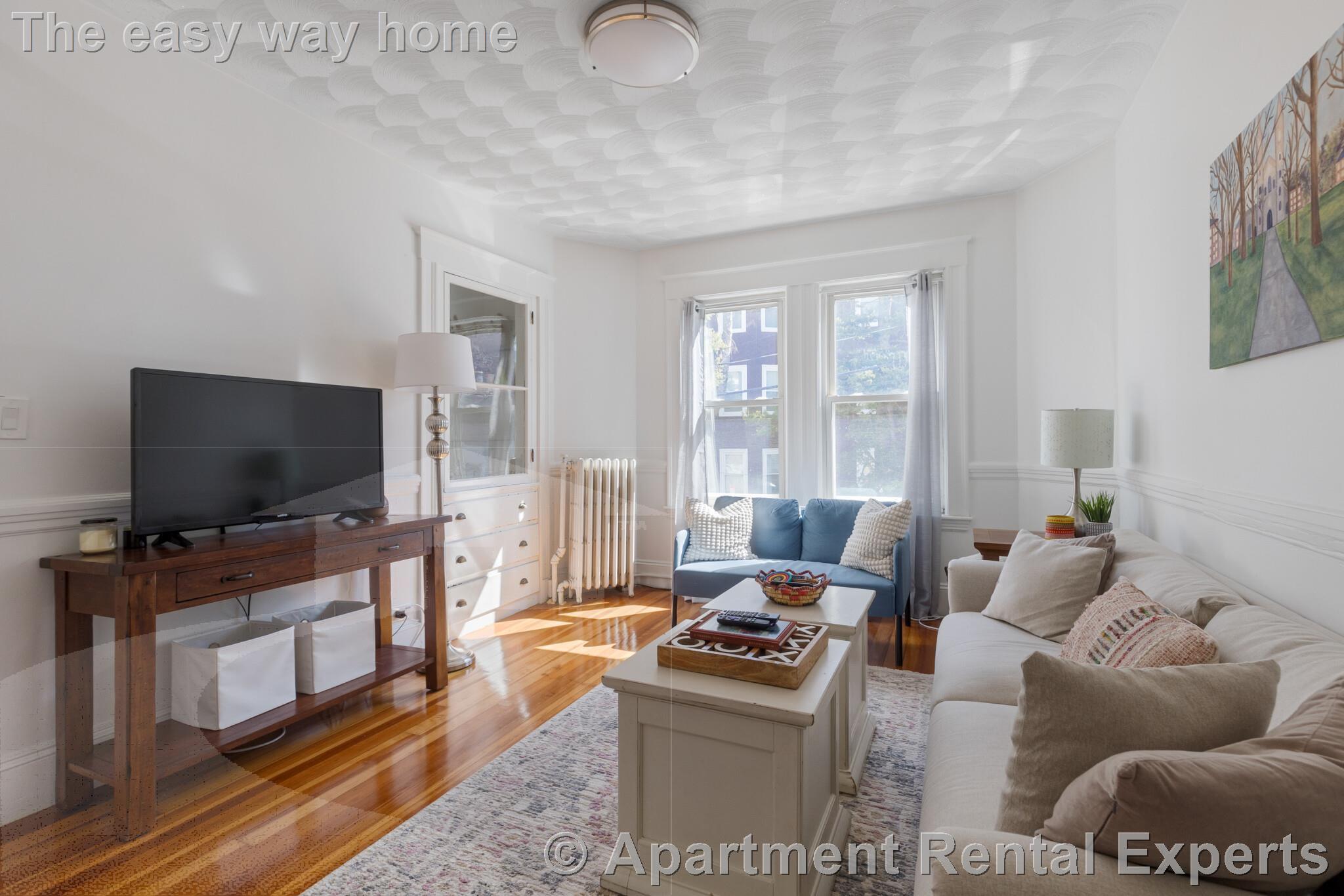 3 bed, 1 bath apartment for rent at 95 Beacon St Unit 3, Inman Square