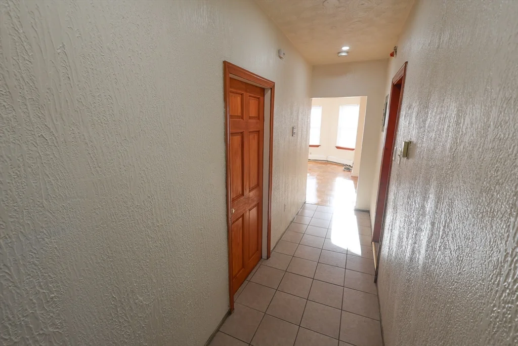 3 bed, 1 bath apartment for rent at 95 Bragdon St Unit 2, Roxbury — photo 8 of 19