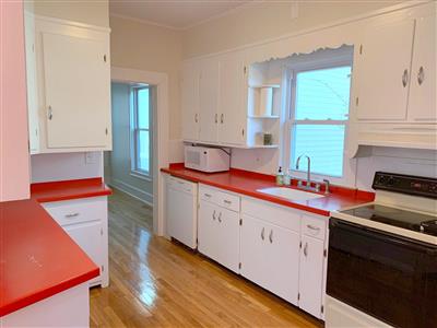 2 bed, 1 bath apartment for rent at 95 Cedar St Unit 2, Powder House Square — photo 1 of 12