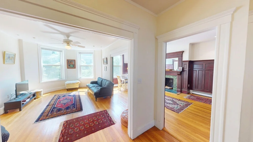 3 bed, 2 bath apartment for rent at 95 Centre St Unit 3, Coolidge Corner — photo 3 of 16