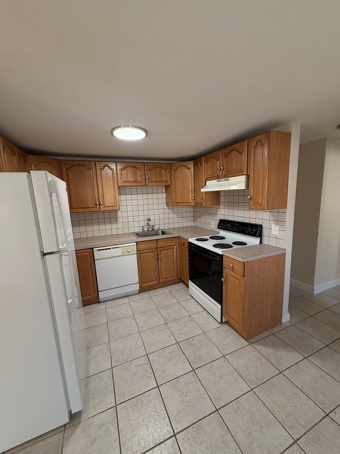 1 bed, 1 bath apartment for rent at 95 Copeland St Unit 3, Quincy — photo 3 of 9