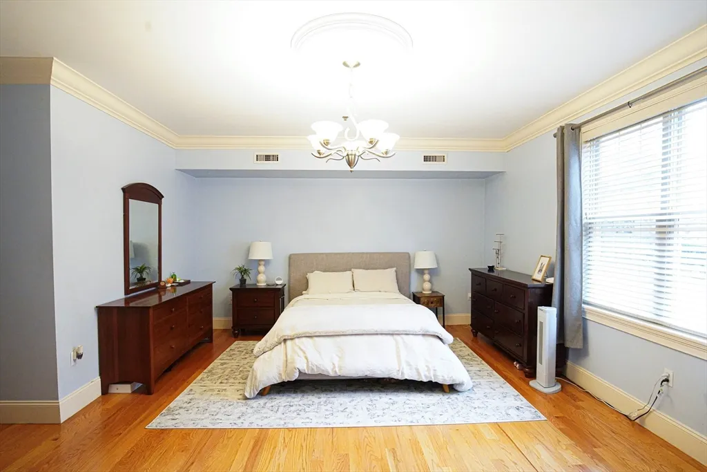 2 bed, 2 bath apartment for rent at 95 Dix St Unit 2, Dorchester — photo 5 of 24