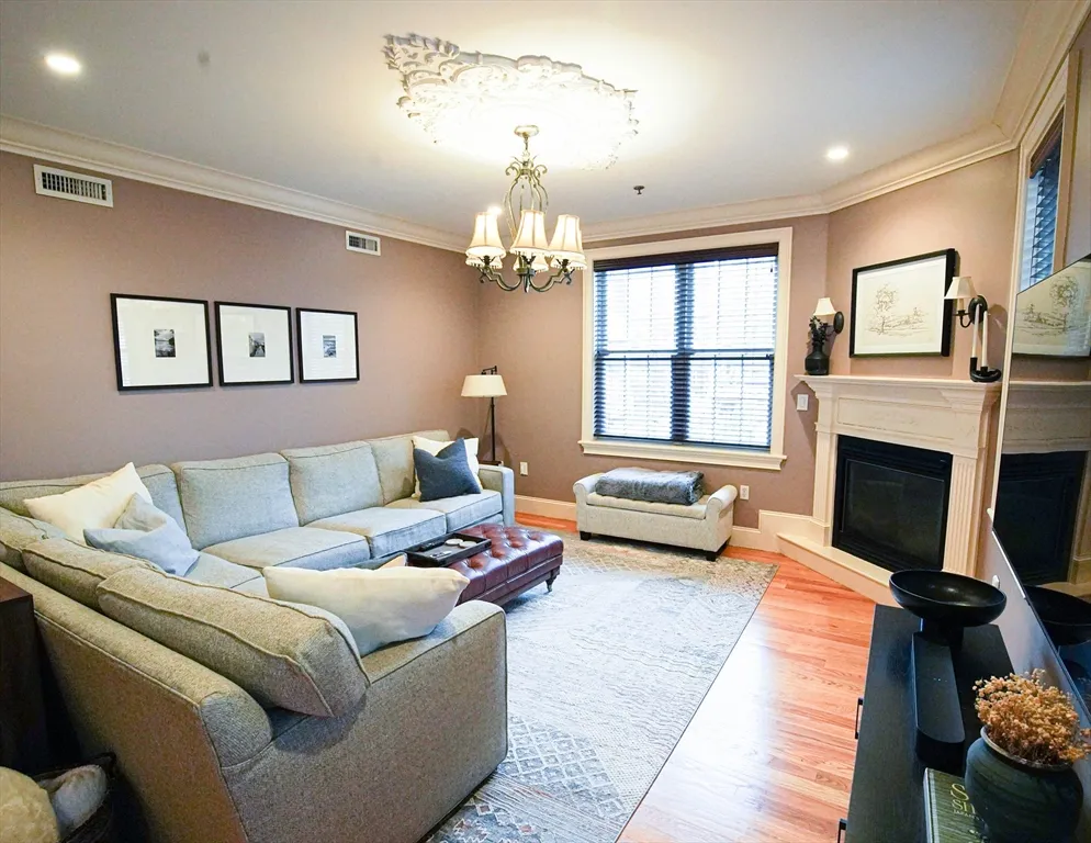 2 bed, 2 bath apartment for rent at 95 Dix St Unit 2, Dorchester — photo 1 of 24