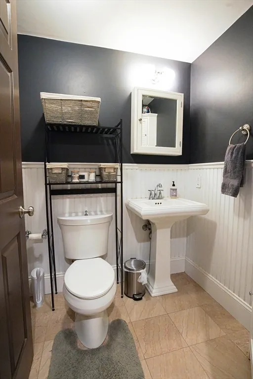 2 bed, 2 bath apartment for rent at 95 Dix St Unit 2, Dorchester — photo 11 of 24