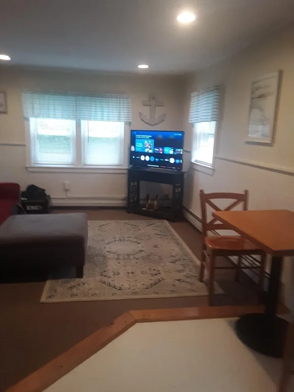 2 bed, 1 bath apartment for rent at 95 Donald Rd Unit 95, Marshfield — photo 2 of 5