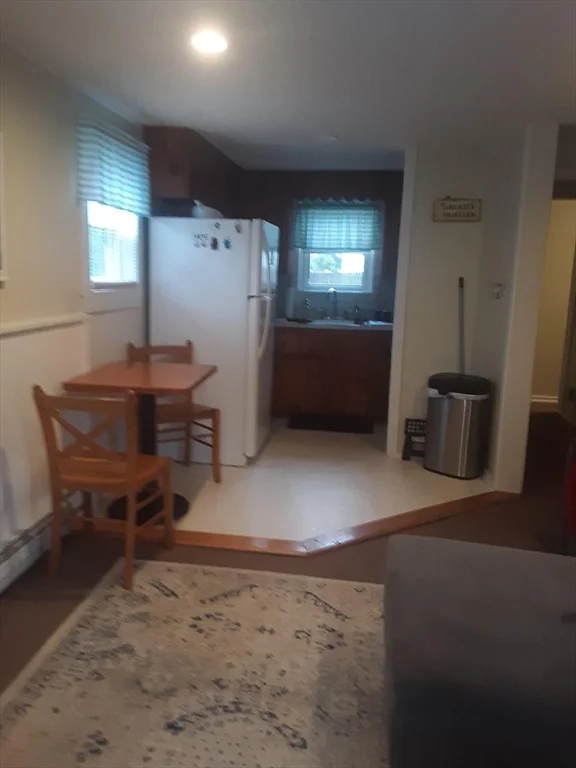 2 bed, 1 bath apartment for rent at 95 Donald Rd Unit 95, Marshfield — photo 3 of 5