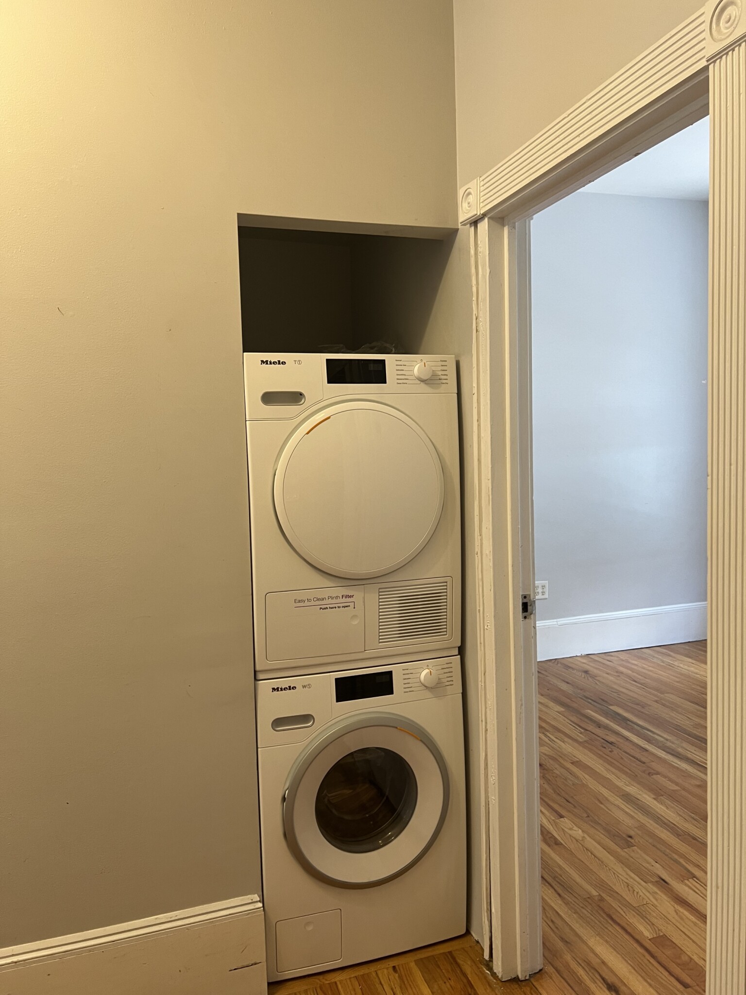 2 bed, 1 bath apartment for rent at 95 East Brookline St Unit 2, South End — photo 8 of 15