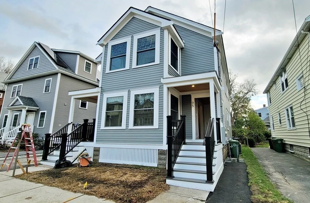 2 bed, 1 bath apartment for rent at 95 Edenfield Ave Unit 1, Watertown — photo 1 of 31