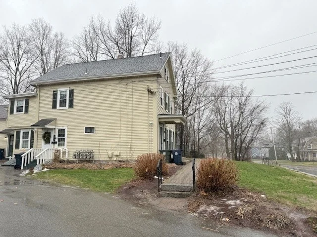 1 bed, 1 bath apartment for rent at 95 Elm St Unit B, Andover — photo 3 of 19