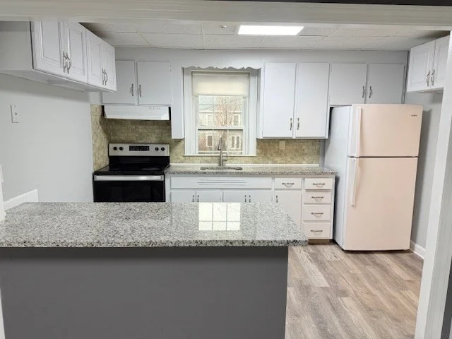 1 bed, 1 bath apartment for rent at 95 Elm St Unit B, Andover — photo 4 of 19