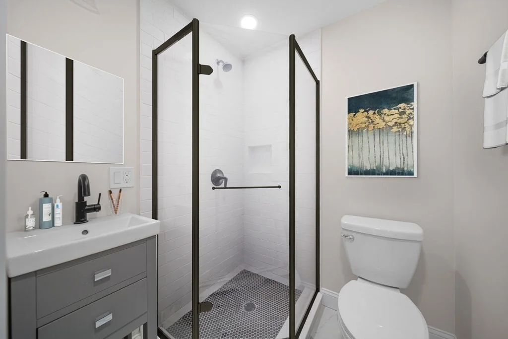 4 bed, 2 bath apartment for rent at 95 Endicott St Unit 2, North End — photo 11 of 12