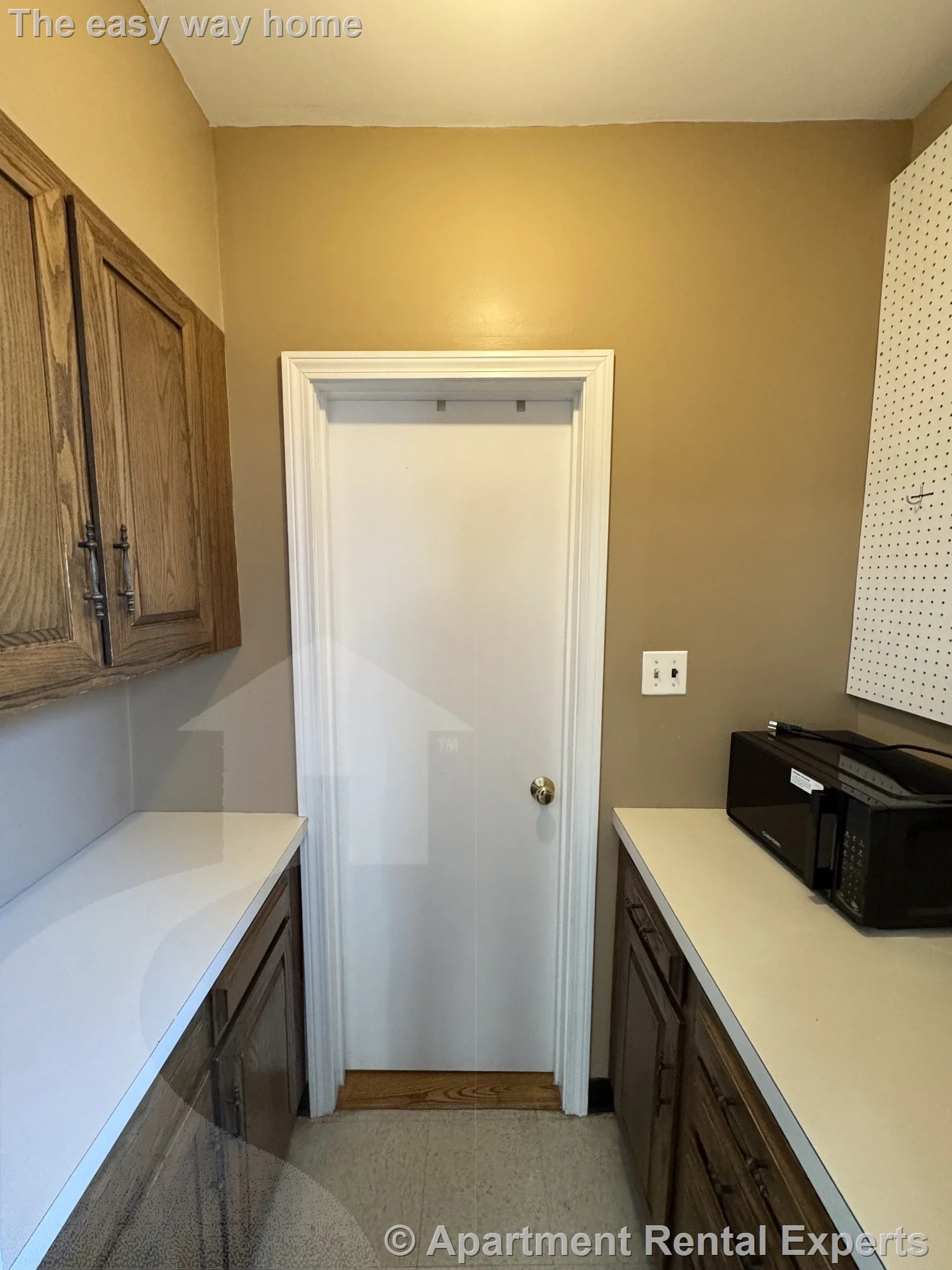 3 bed, 1 bath apartment for rent at 95 Flint St Unit 2, East Somerville — photo 5 of 17