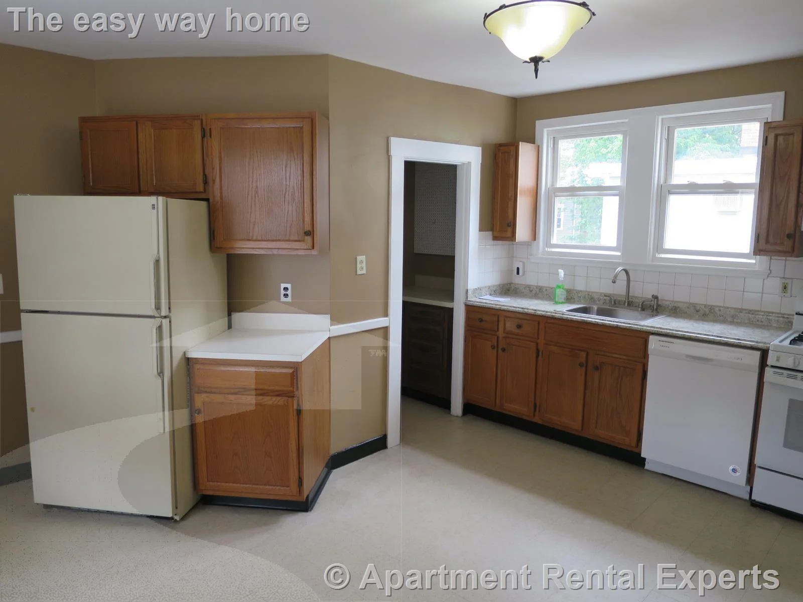 3 bed, 1 bath apartment for rent at 95 Flint St Unit 2, East Somerville