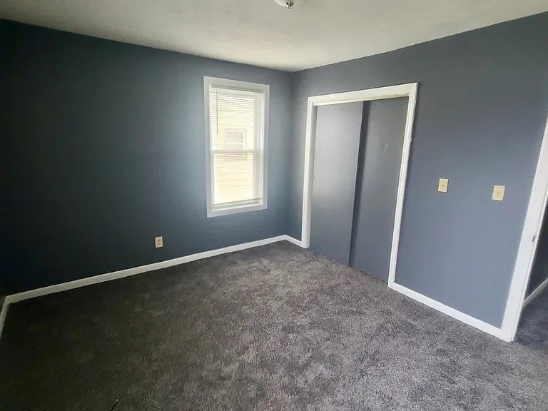 2 bed, 1 bath apartment for rent at 95 Flint St Unit 2, Fall River — photo 5 of 7