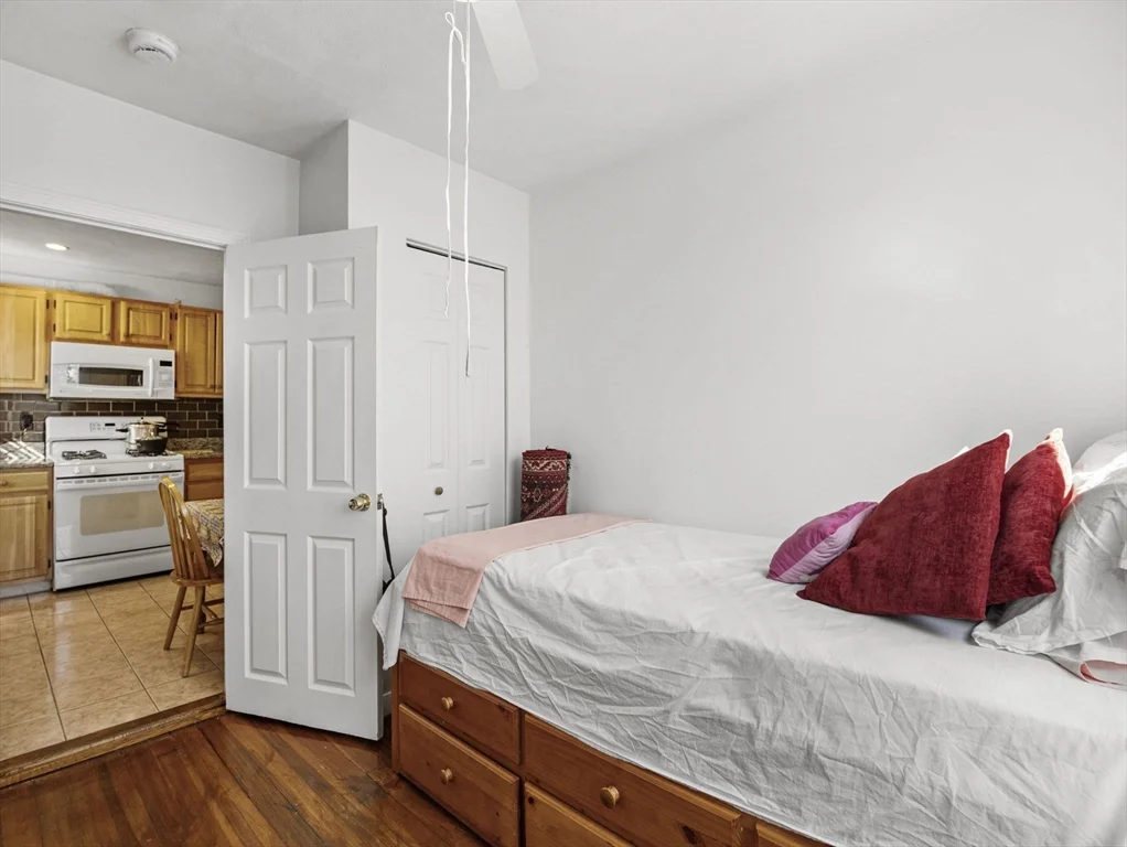 2 bed, 1 bath apartment for rent at 95 Florida St Unit 2, Dorchester — photo 17 of 29