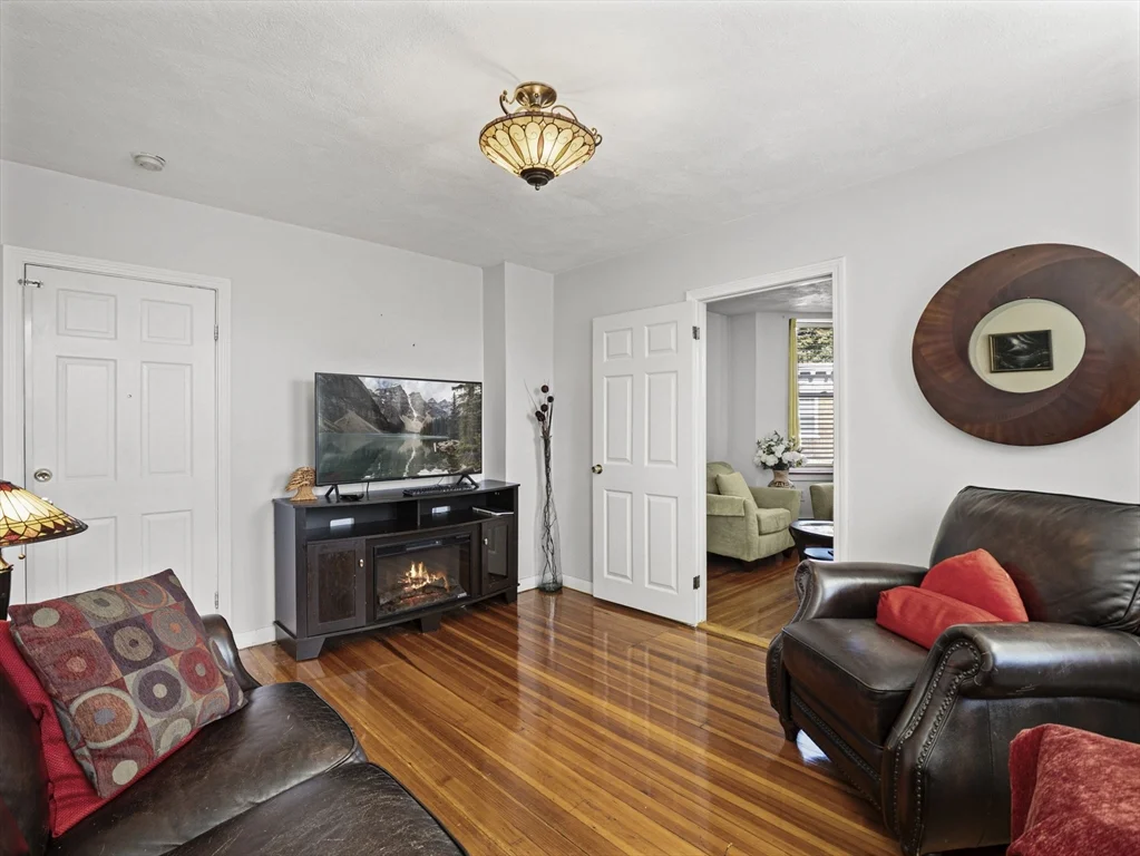 2 bed, 1 bath apartment for rent at 95 Florida St Unit 3, Dorchester — photo 7 of 29