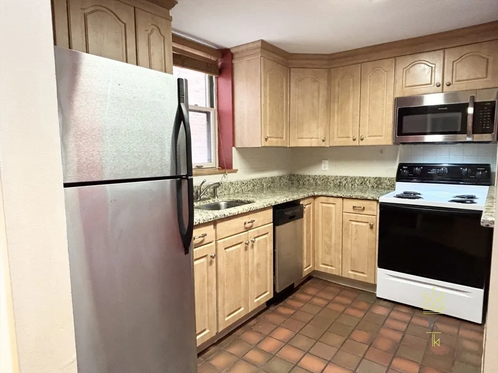 1 bed, 1 bath apartment for rent at 95 Gainsborough St Unit 106W, Fenway