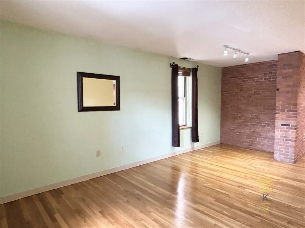 1 bed, 1 bath apartment for rent at 95 Gainsborough St Unit 106W, Fenway — photo 7 of 7
