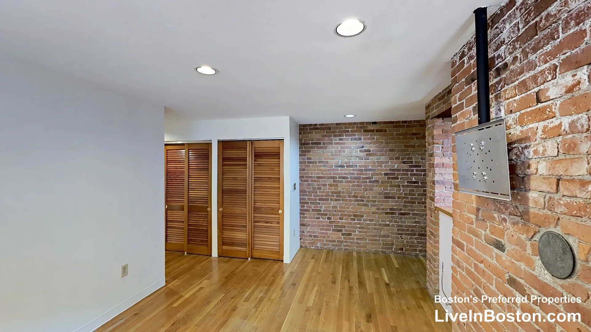 2 bed, 1 bath apartment for rent at 95 Gainsborough St Unit 406, Fenway — photo 6 of 11