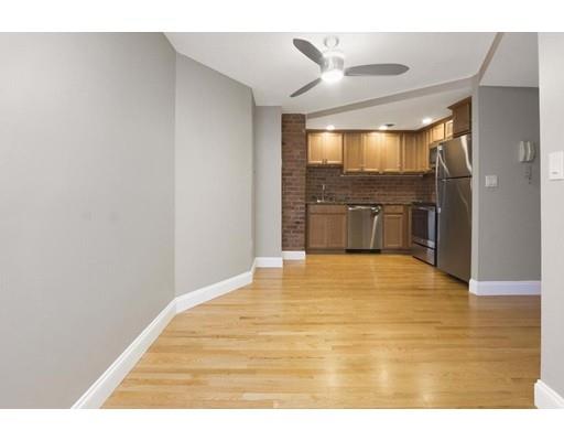2 bed, 1 bath apartment for rent at 95 Gainsborough Unit 007, Fenway — photo 2 of 13