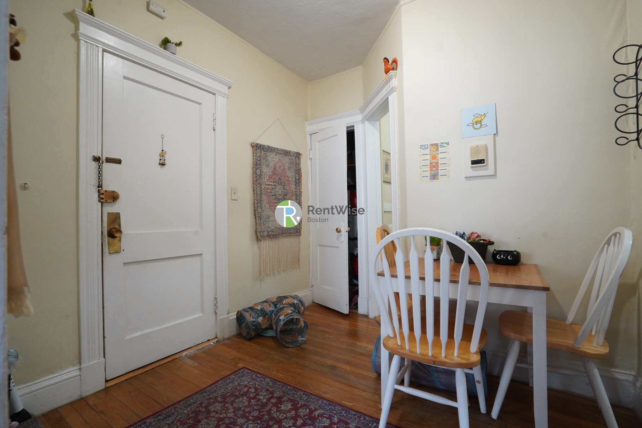 1 bed, 1 bath apartment for rent at 95 Gordon St Unit 12, Brighton — photo 9 of 17