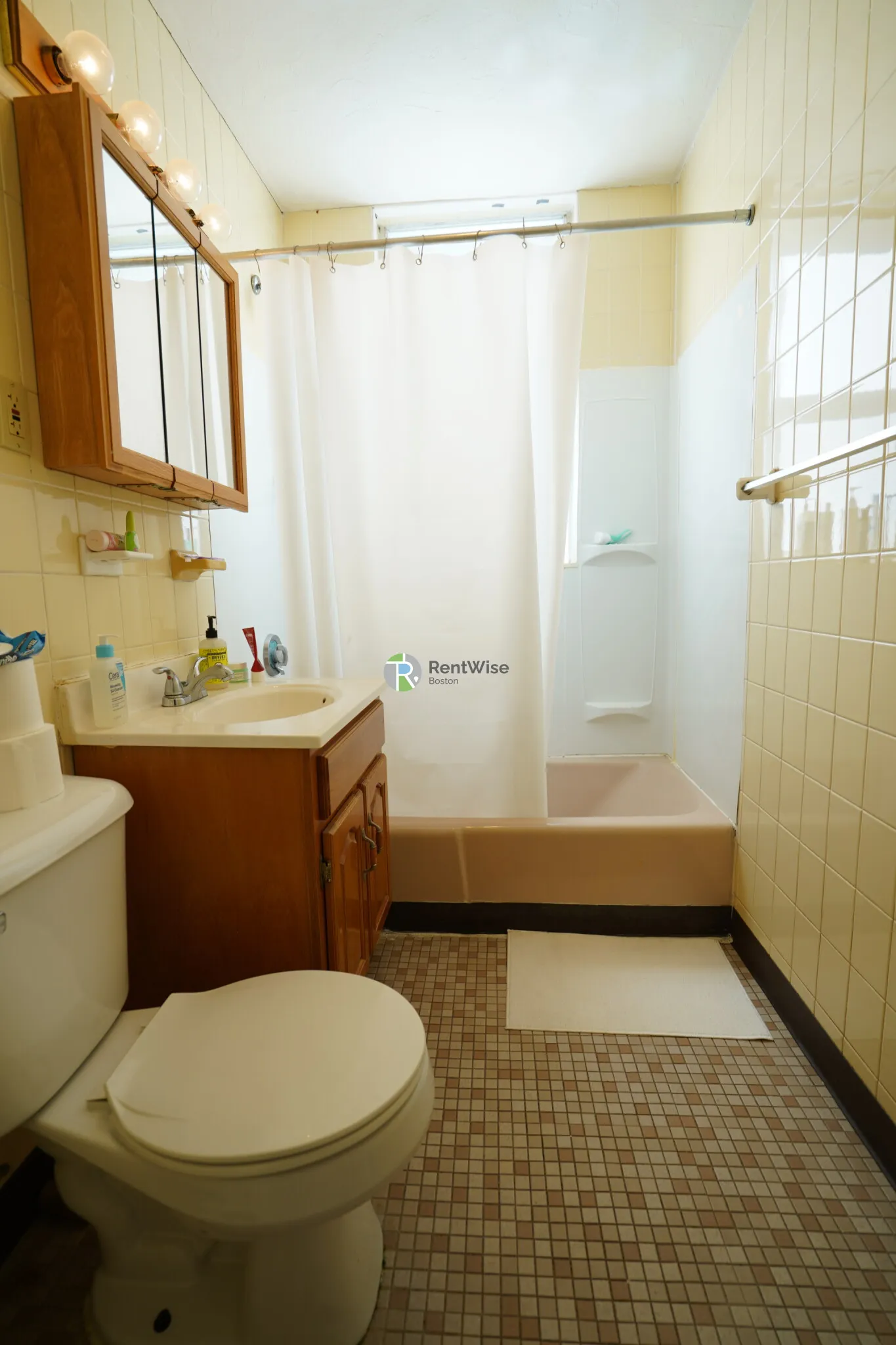 1 bed, 1 bath apartment for rent at 95 Gordon St Unit 15, Brighton — photo 7 of 11