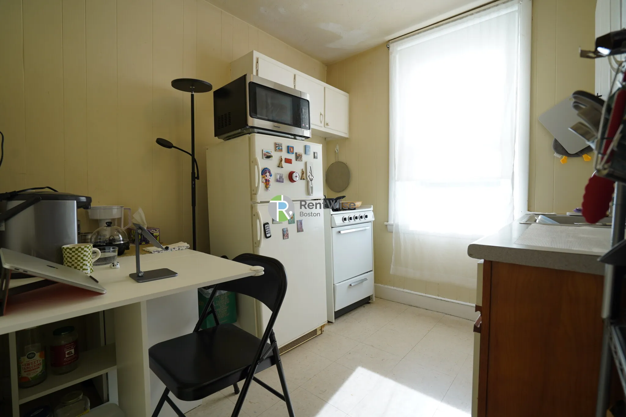 1 bed, 1 bath apartment for rent at 95 Gordon St Unit 15, Brighton — photo 4 of 11