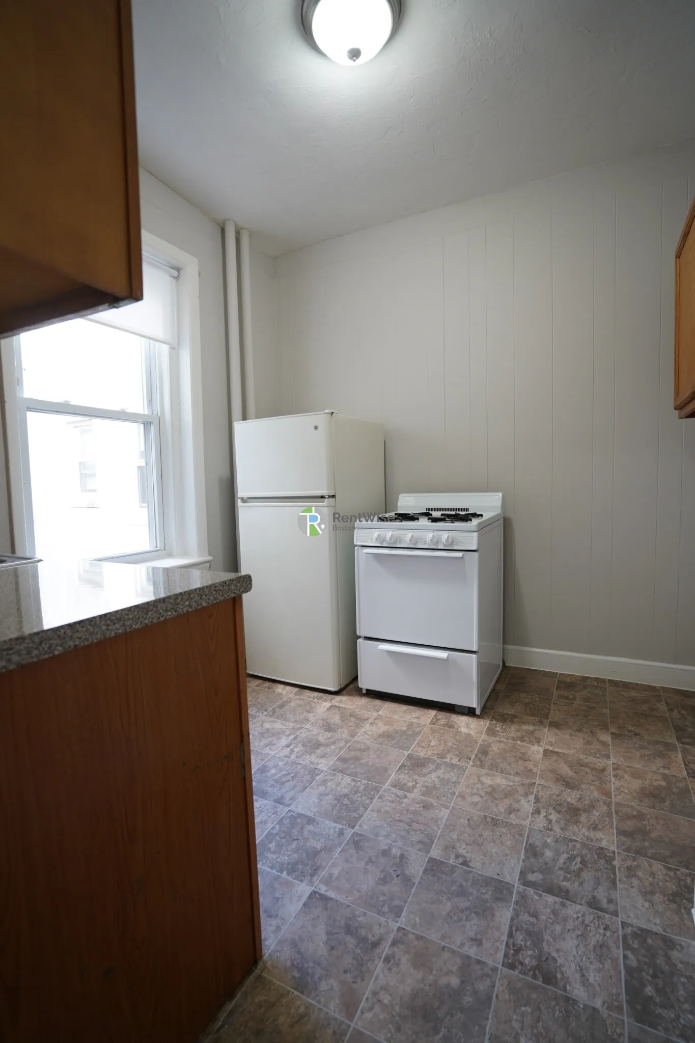 1 bed, 1 bath apartment for rent at 95 Gordon St Unit 3, Brighton — photo 8 of 16