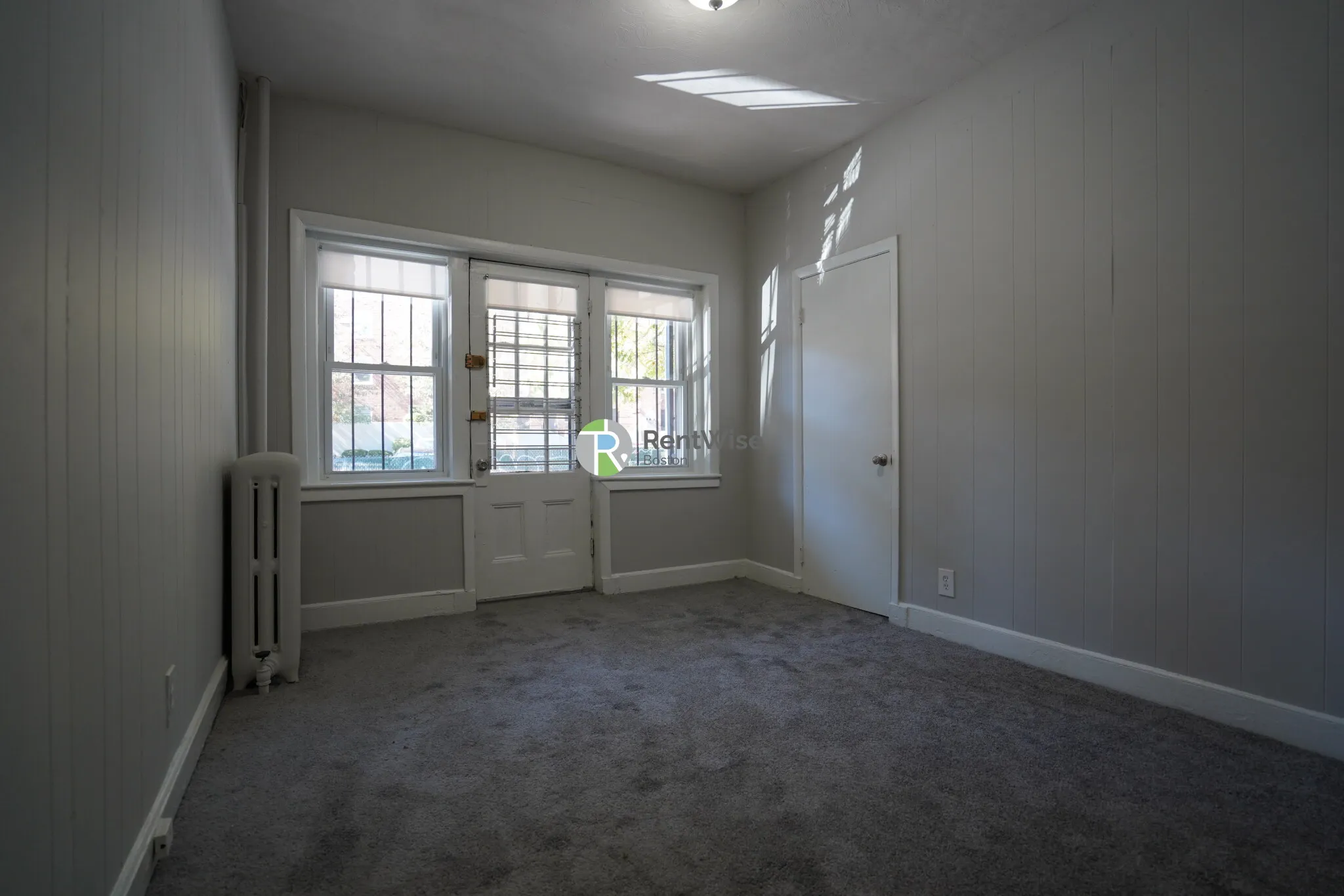 1 bed, 1 bath apartment for rent at 95 Gordon St Unit 3, Brighton — photo 2 of 16