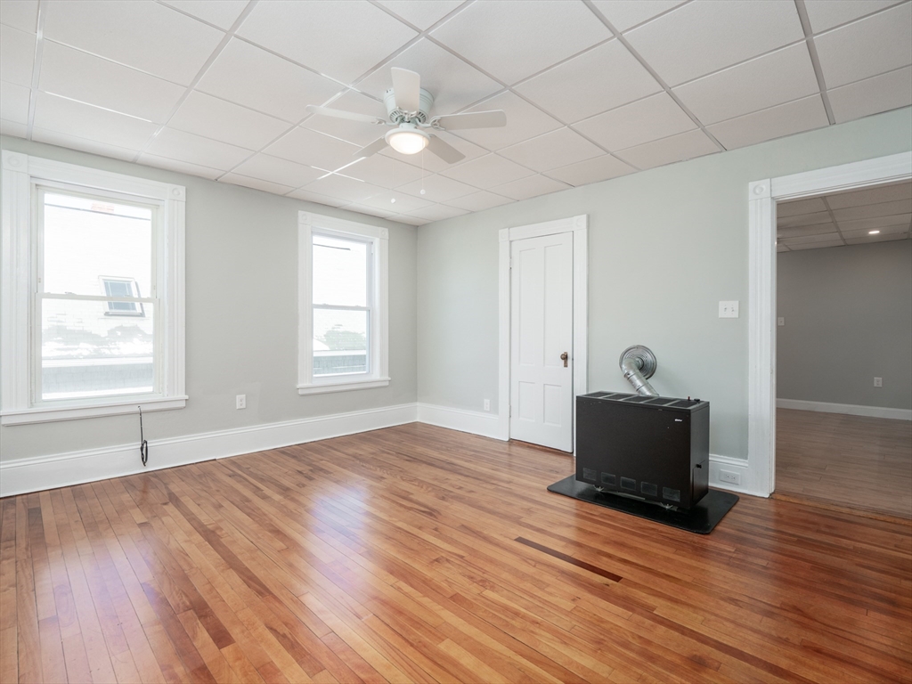 3 bed, 1 bath apartment for rent at 95 Green Hill Pkwy Unit 2, Worcester — photo 7 of 19
