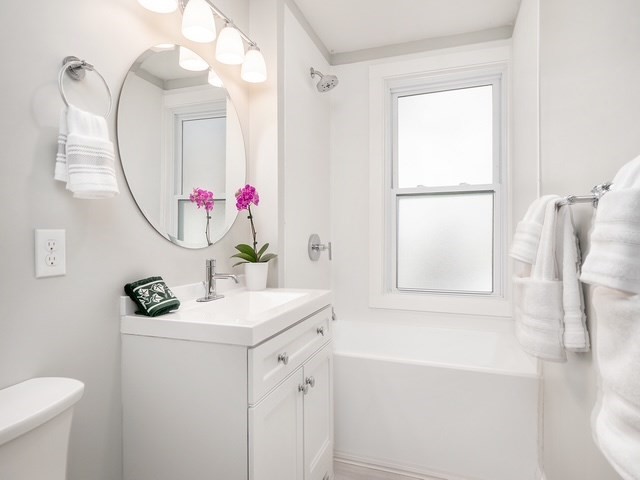 3 bed, 1 bath apartment for rent at 95 Green Hill Pkwy Unit 3, Worcester — photo 11 of 20