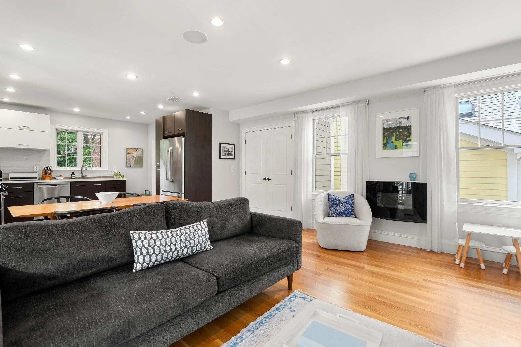 3 bed, 2 bath apartment for rent at 95 Green St Unit 2, Jamaica Plain — photo 10 of 40