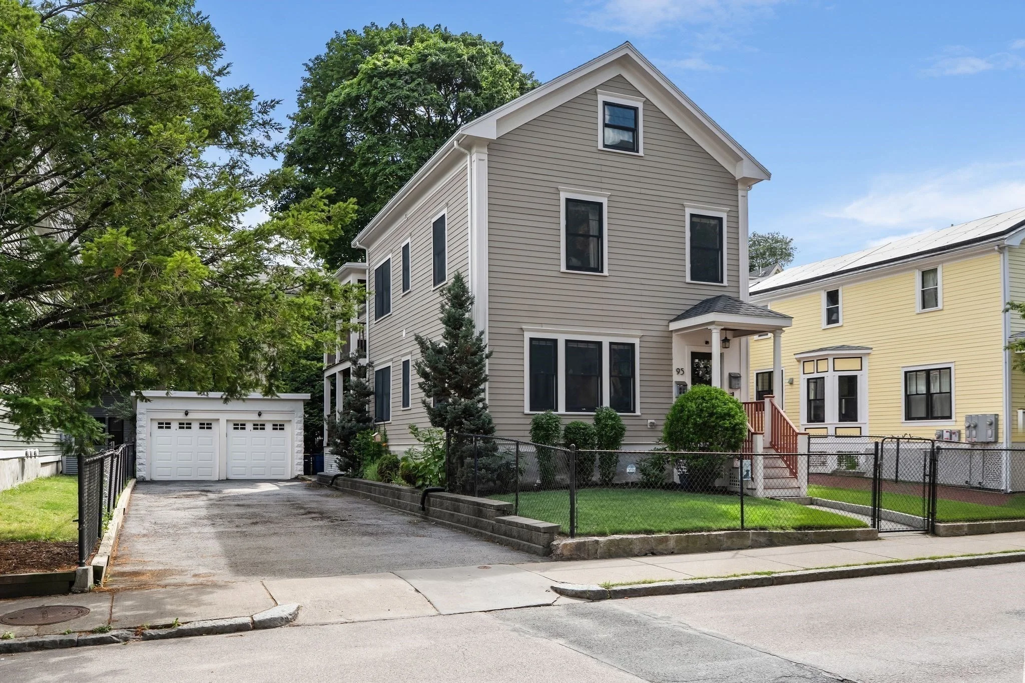 3 bed, 2 bath apartment for rent at 95 Green St Unit 2, Jamaica Plain — photo 5 of 40