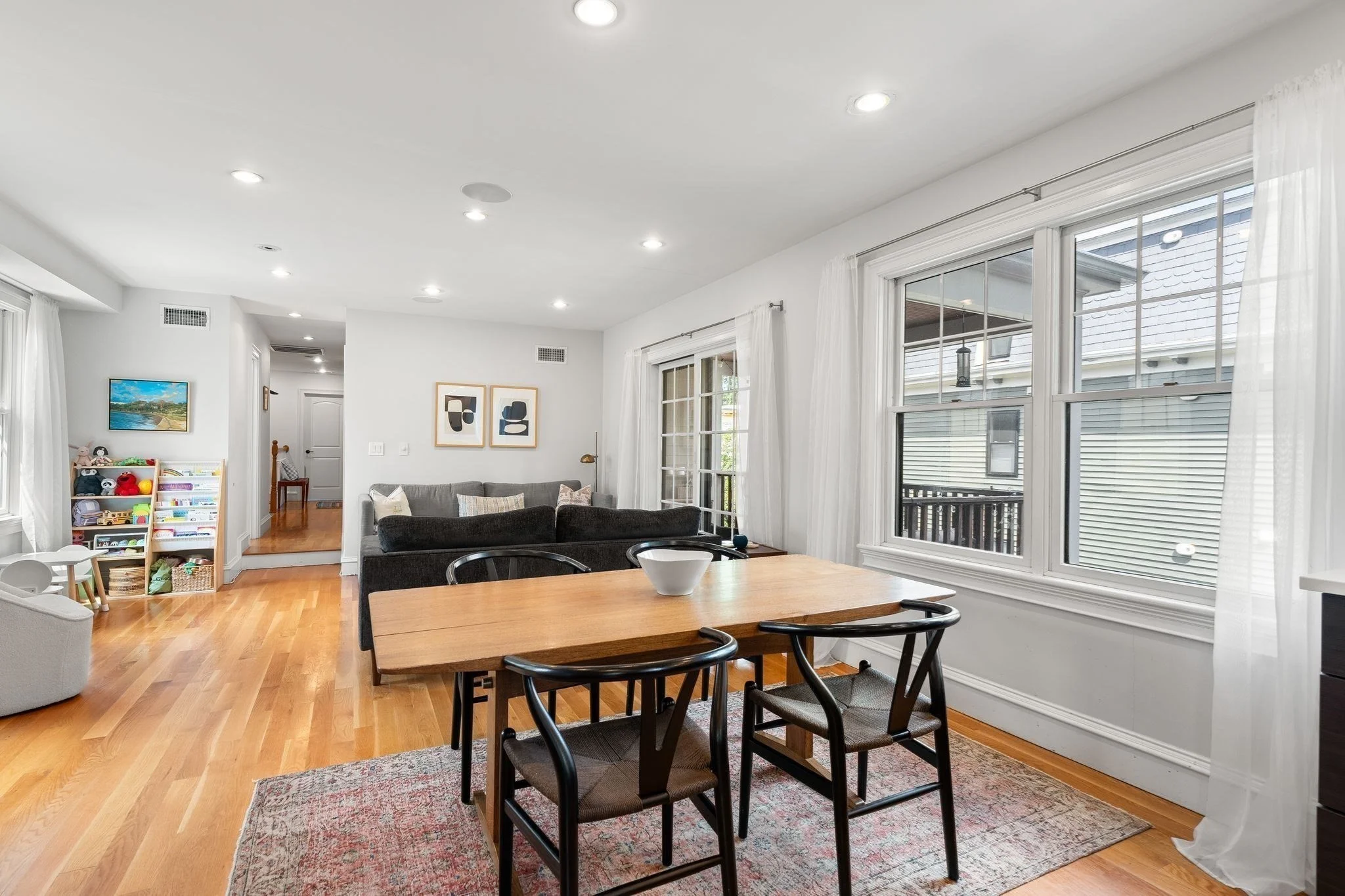 3 bed, 2 bath apartment for rent at 95 Green St Unit 2, Jamaica Plain — photo 14 of 40