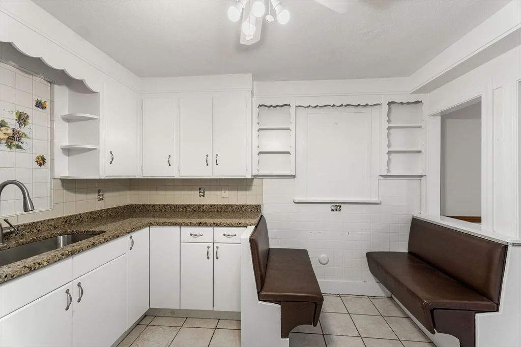 2 bed, 1 bath apartment for rent at 95 Harris St Unit A, Revere — photo 8 of 21