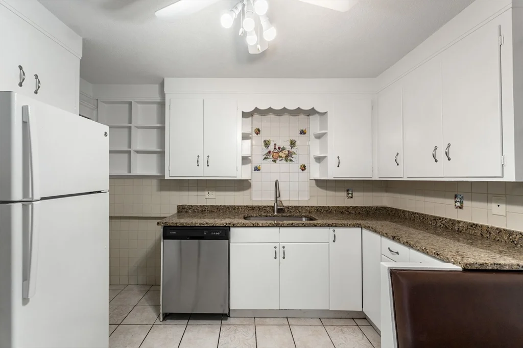 2 bed, 1 bath apartment for rent at 95 Harris St Unit A, Revere — photo 7 of 21
