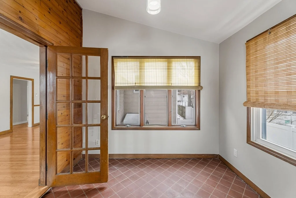 2 bed, 1 bath apartment for rent at 95 Harris St Unit A, Revere — photo 3 of 21