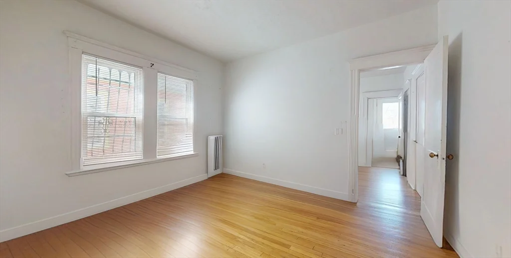 3 bed, 1 bath apartment for rent at 95 Jamaica Unit 1, Jamaica Plain — photo 6 of 14