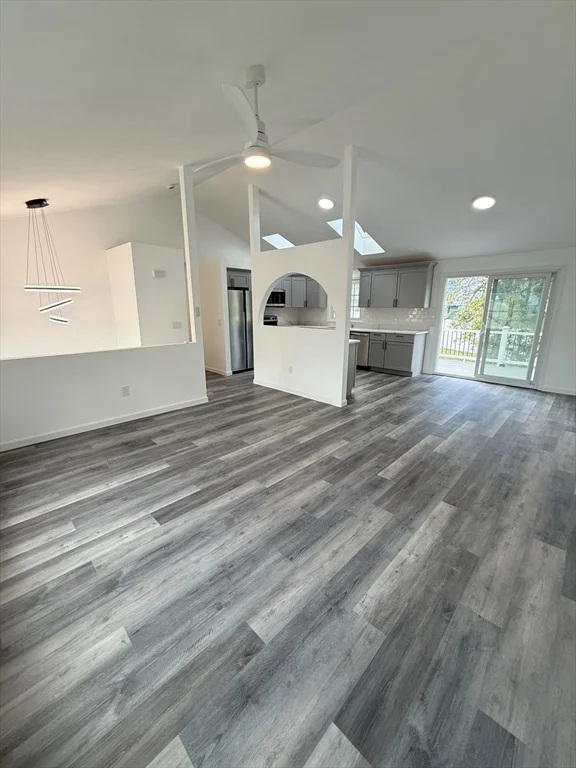 3 bed, 2 bath apartment for rent at 95 Kenberma Rd, Worcester — photo 5 of 21