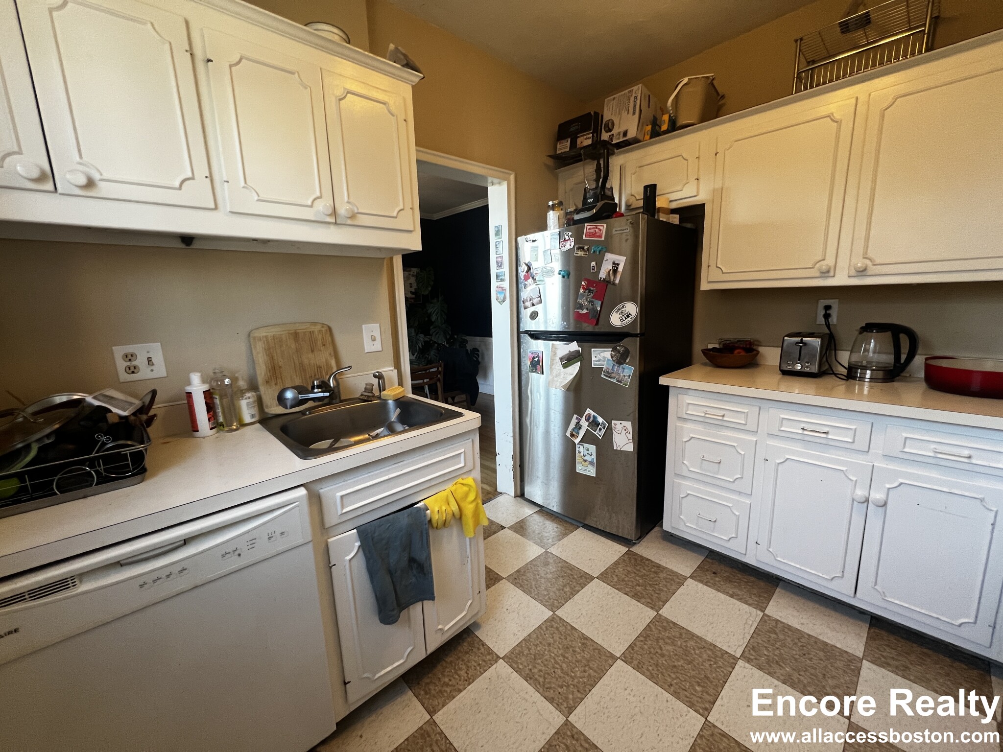 2 bed, 2 bath apartment for rent at 95 Longwood Ave Unit 4, Coolidge Corner — photo 11 of 20