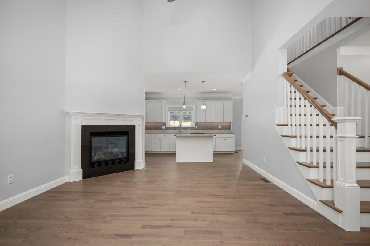 3 bed, 2 bath apartment for rent at 95 Lowell Rd Unit 1, Pepperell — photo 3 of 22