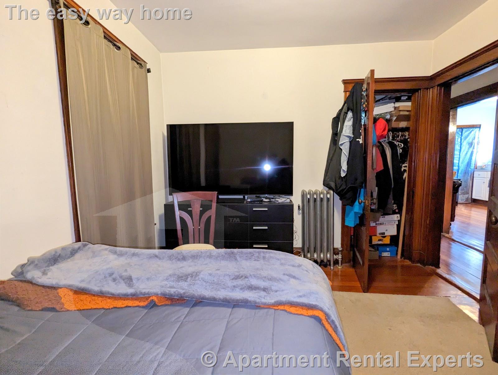 2 bed, 1 bath apartment for rent at 95 Lowell St Unit 1, Porter Square — photo 12 of 21