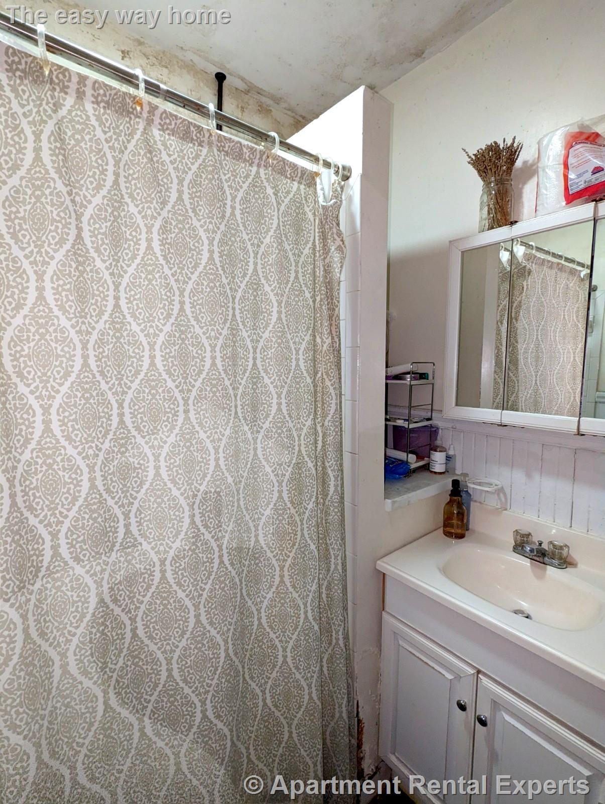 2 bed, 1 bath apartment for rent at 95 Lowell St Unit 1, Porter Square — photo 14 of 21