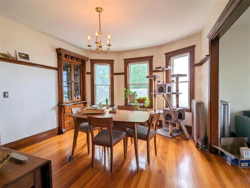 2 bed, 1 bath apartment for rent at 95 Lowell St Unit 2, Spring Hill