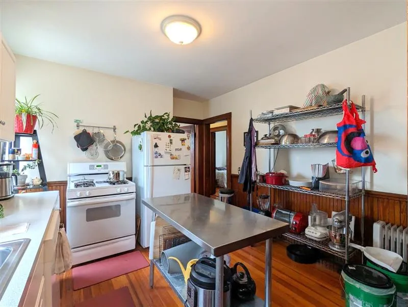 2 bed, 1 bath apartment for rent at 95 Lowell St Unit 2, Spring Hill — photo 9 of 18