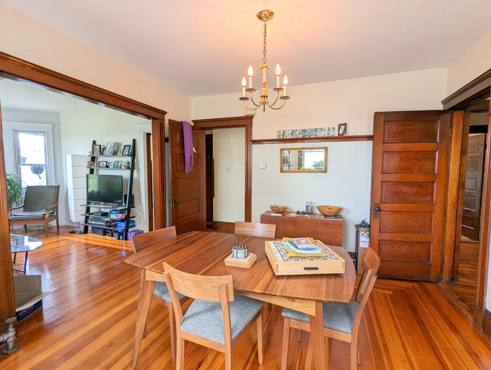 2.5 bed, 1 bath apartment for rent at 95 Lowell St Unit 3, Spring Hill — photo 6 of 25