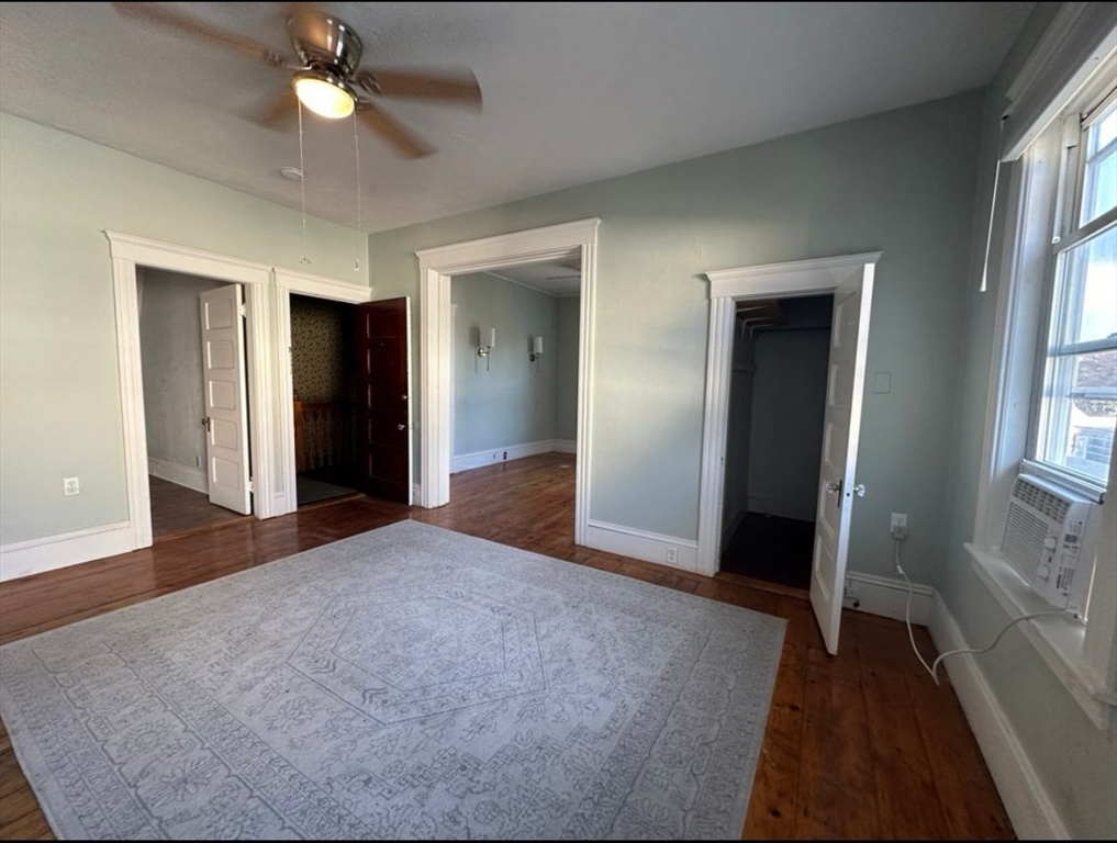 3 bed, 1 bath apartment for rent at 95 May St Unit 3, West Side — photo 3 of 19