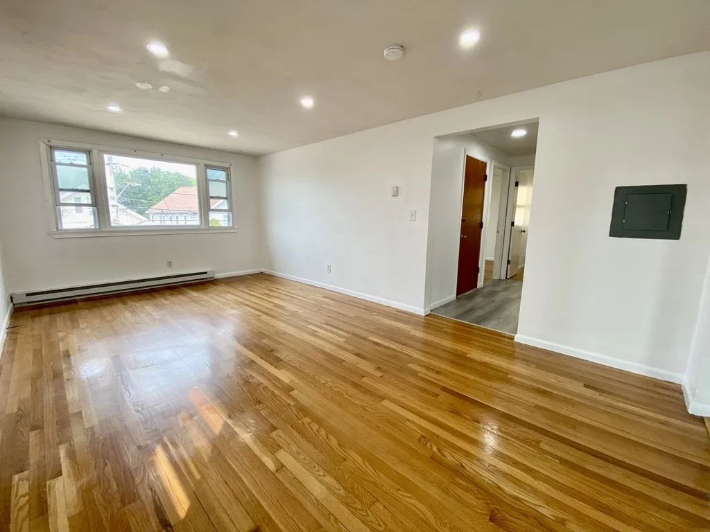 3 bed, 1 bath apartment for rent at 95 Metropolitan Ave Unit 3, Roslindale