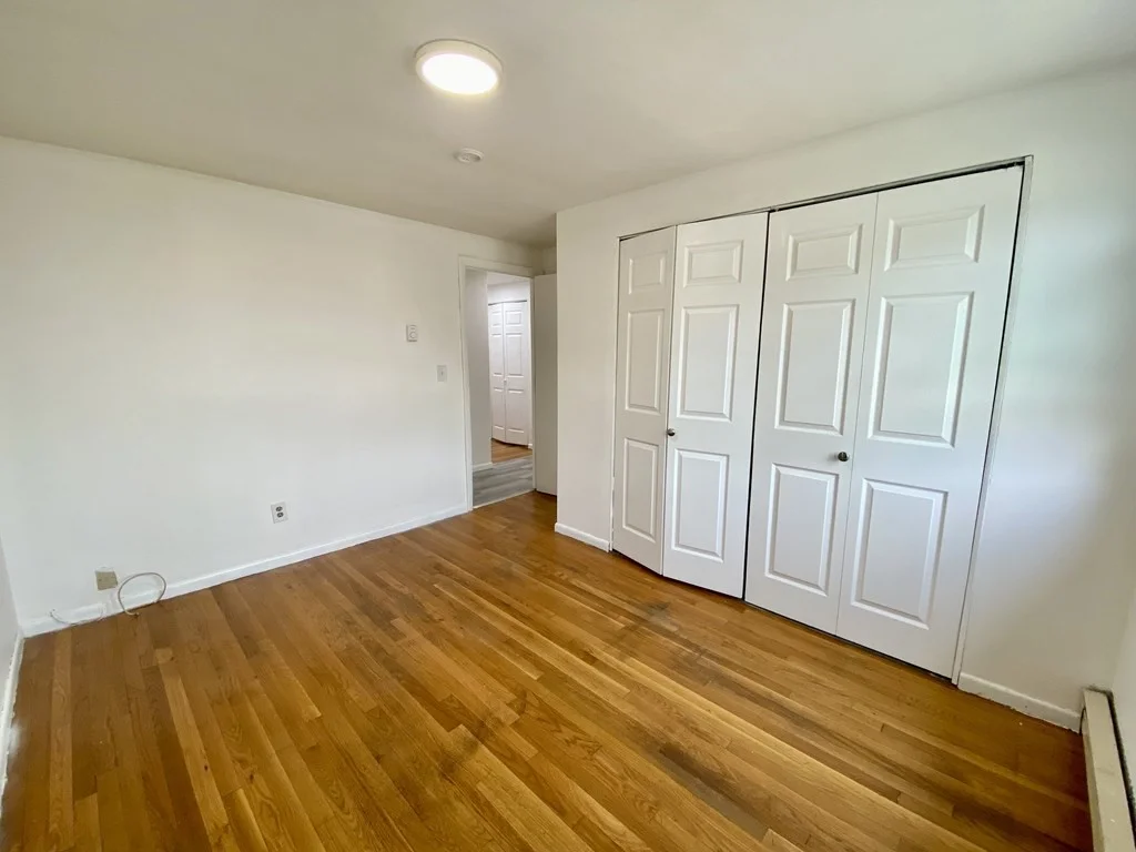 3 bed, 1 bath apartment for rent at 95 Metropolitan Ave Unit 3, Roslindale — photo 7 of 17